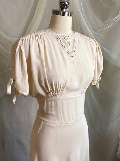Vintage 1940's Dress - Buttermilk White Silk Crepe with Open Back | S