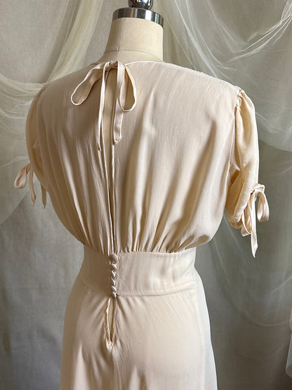 Vintage 1940's Dress - Buttermilk White Silk Crepe with Open Back | S