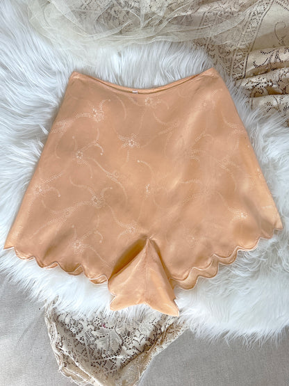 Vintage 1930's Tap Pants - Handstitched Apricot Silk with Floral Satin Damask pattern and Scalloped Hem | XS