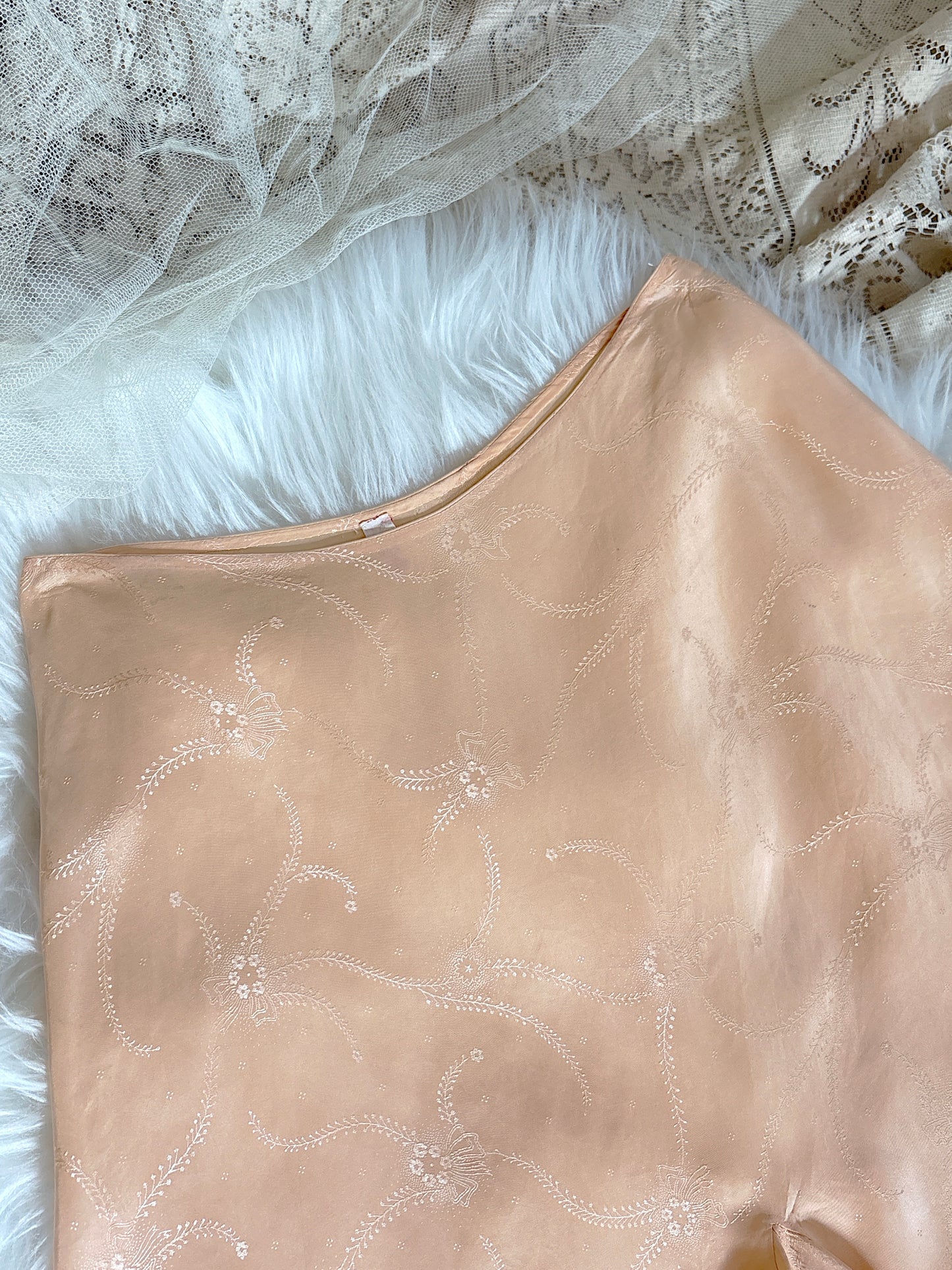 Vintage 1930's Tap Pants - Handstitched Apricot Silk with Floral Satin Damask pattern and Scalloped Hem | XS