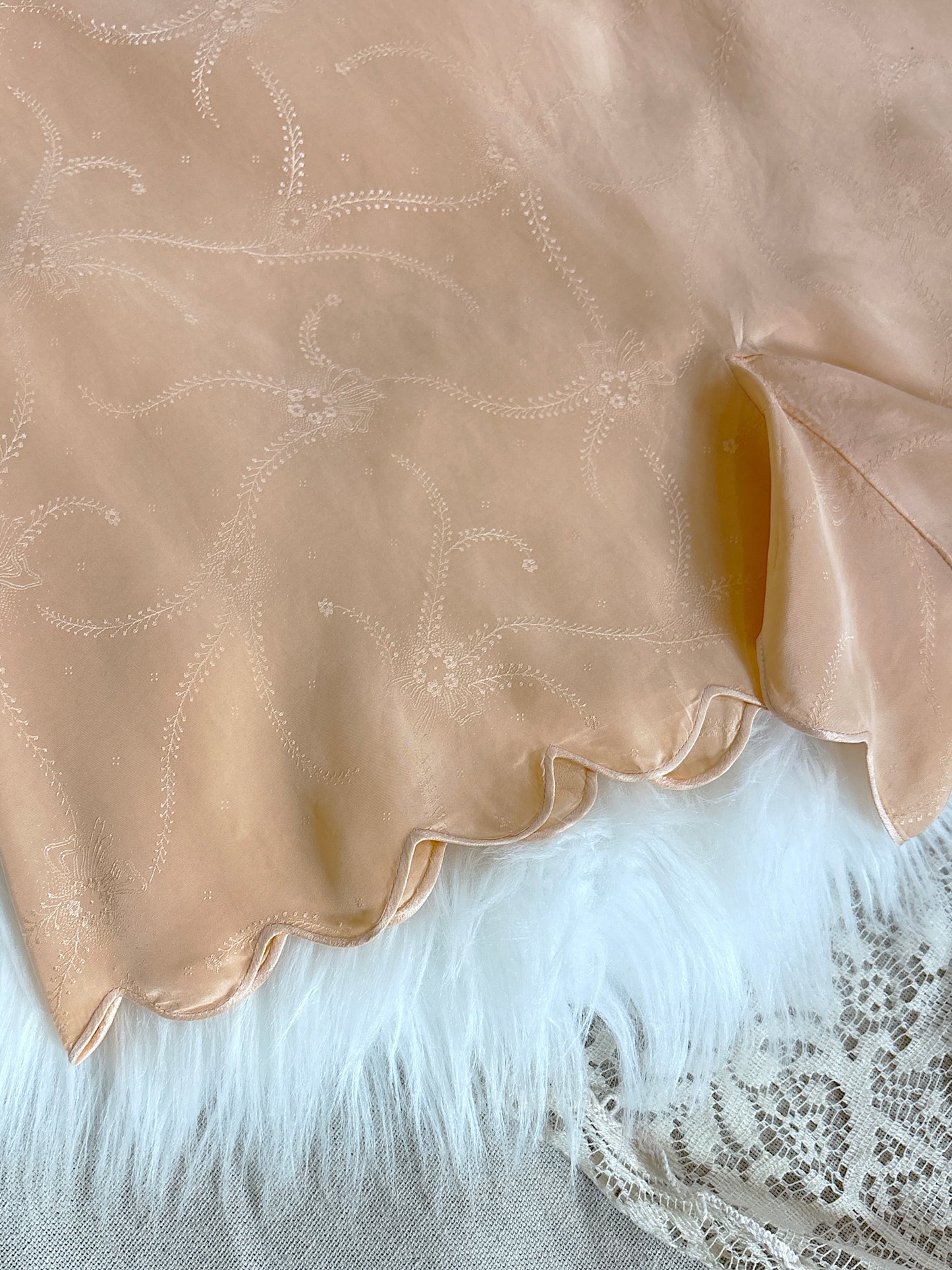 Vintage 1930's Tap Pants - Handstitched Apricot Silk with Floral Satin Damask pattern and Scalloped Hem | XS