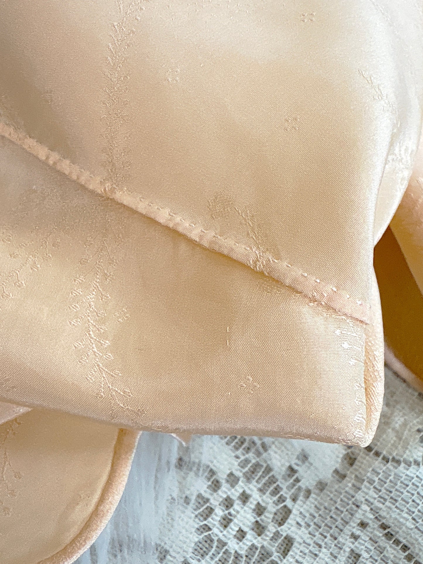 Vintage 1930's Tap Pants - Handstitched Apricot Silk with Floral Satin Damask pattern and Scalloped Hem | XS