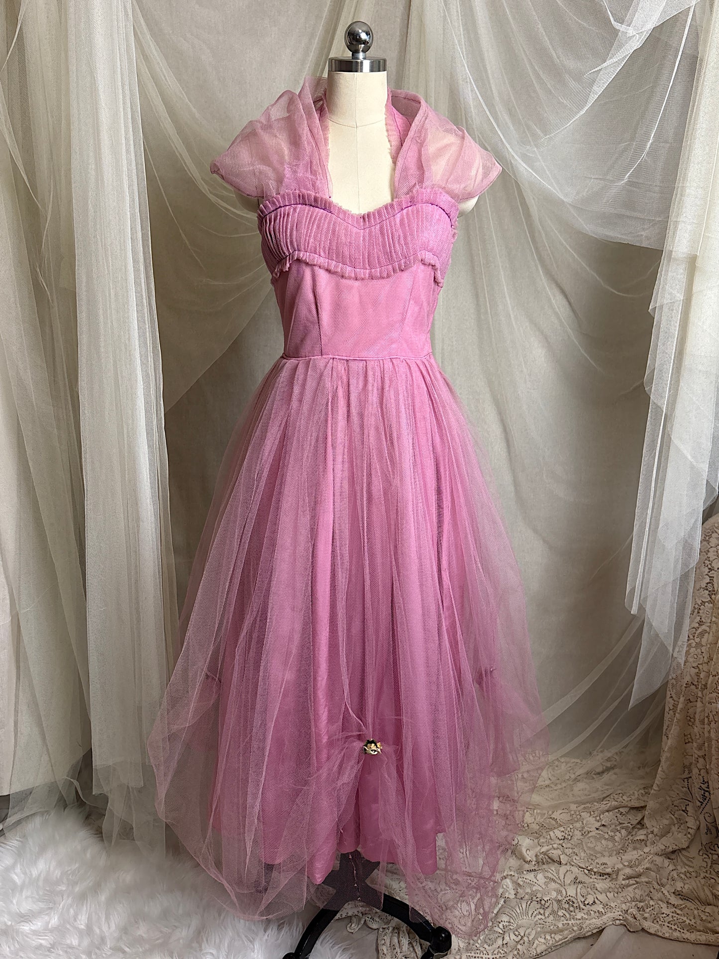 Vintage 1950's Cupcake Halter Dress - Lilac Purple Taffeta with Tulle Overlay & Floral Adornments | S, M