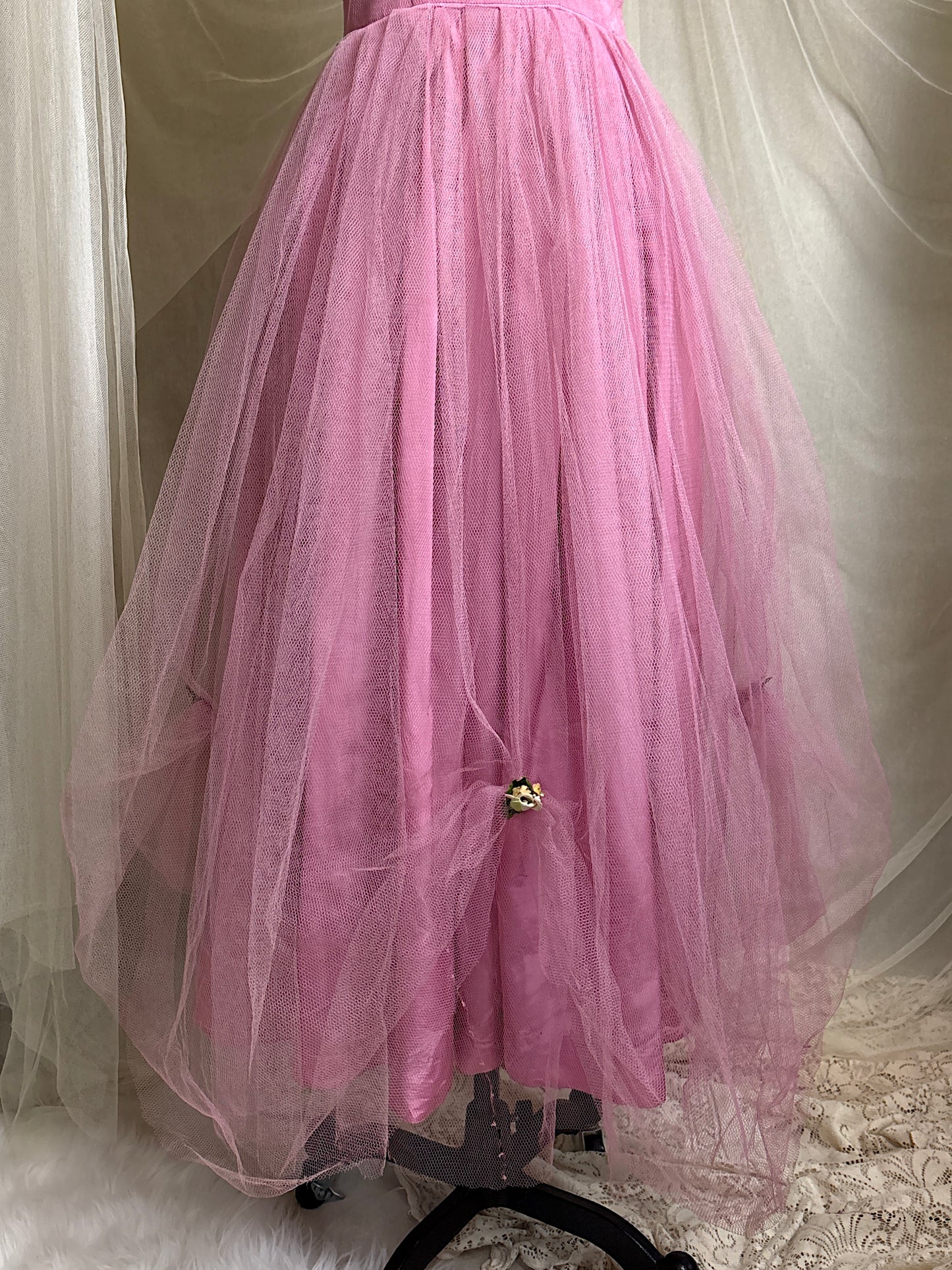 Vintage 1950's Cupcake Halter Dress - Lilac Purple Taffeta with Tulle Overlay & Floral Adornments | S, M