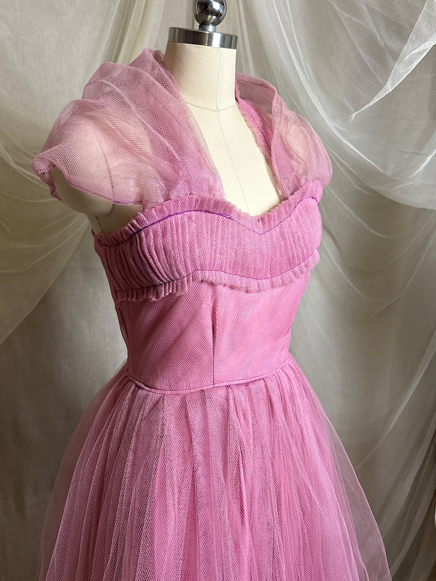 Vintage 1950's Cupcake Halter Dress - Lilac Purple Taffeta with Tulle Overlay & Floral Adornments | S, M