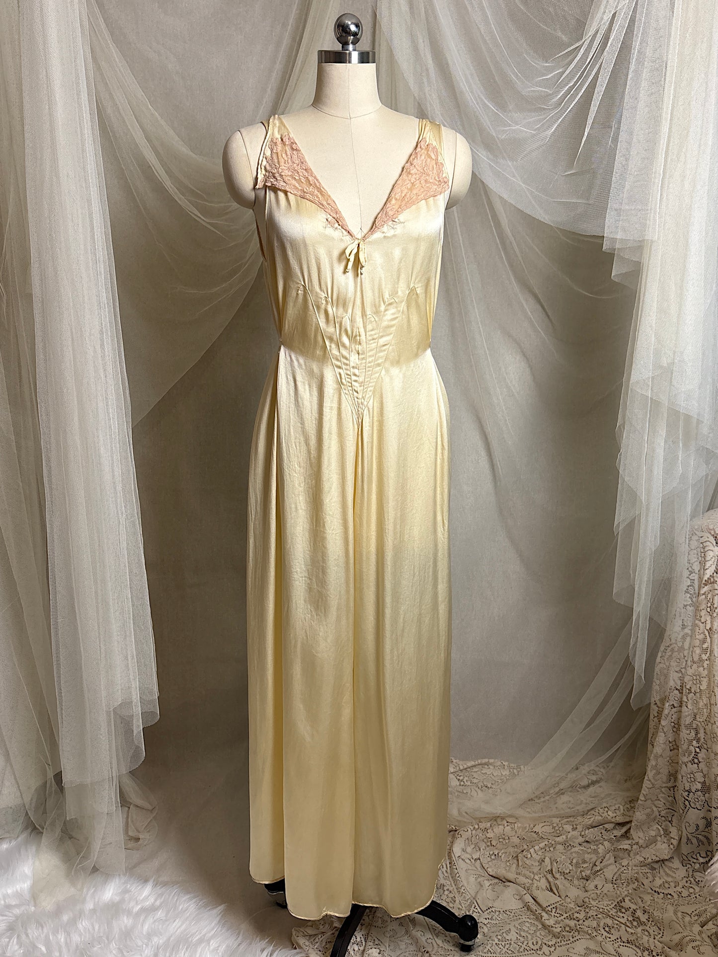 Vintage 1930's Jumpsuit Pajamas - Champagne Gold Silk Satin with Warm Ecru Lace | S, M