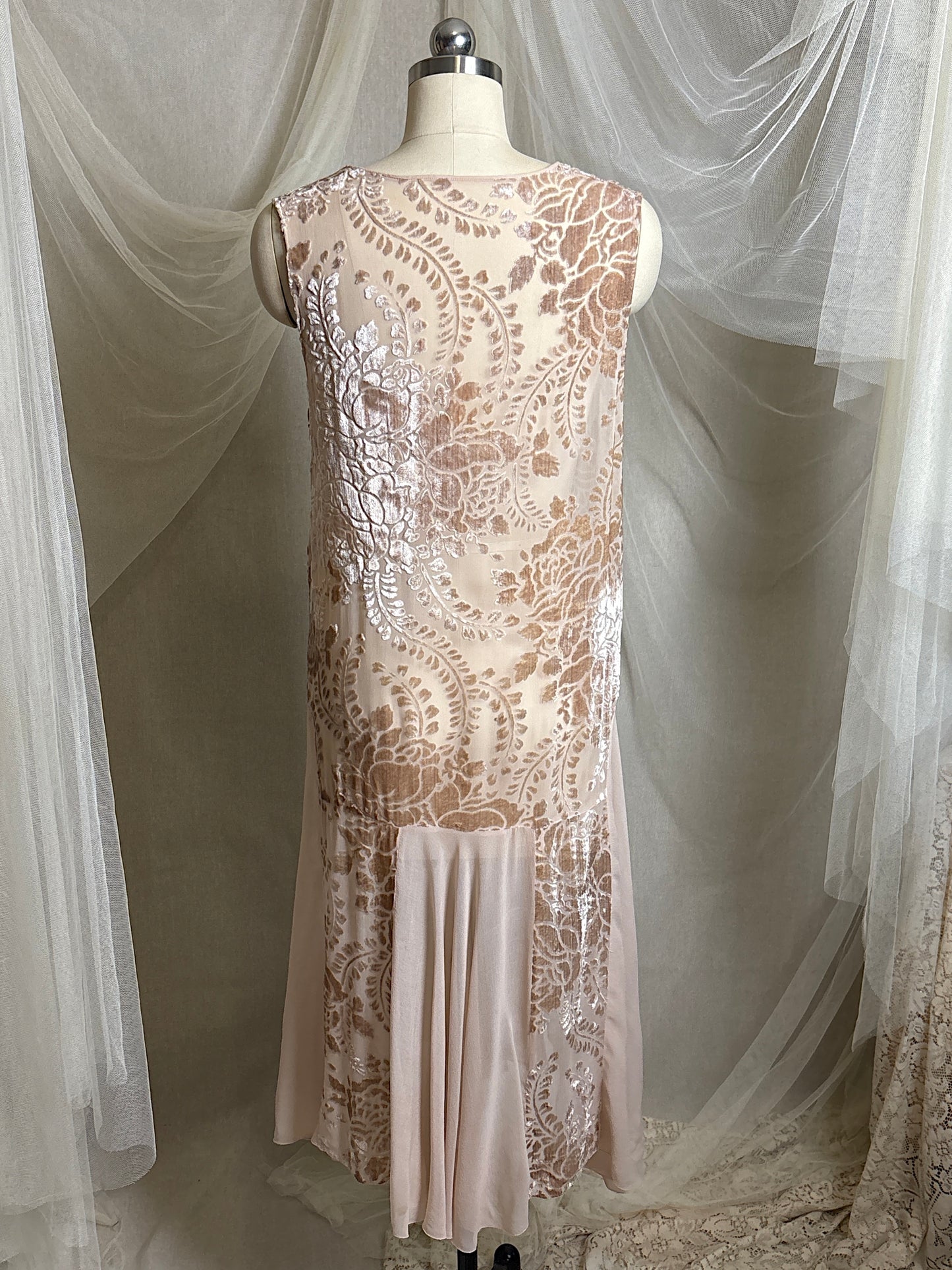 Antique 1920's Dress - Pale Mauve Pink Silk Devoré Velvet With Chiffon Gores | S, M