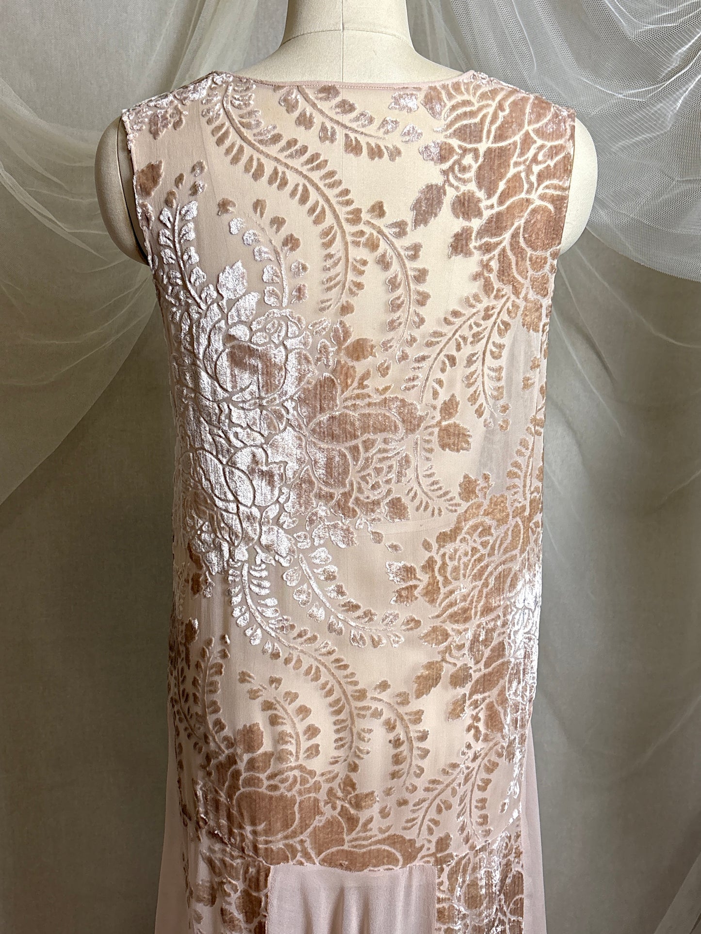 Antique 1920's Dress - Pale Mauve Pink Silk Devoré Velvet With Chiffon Gores | S, M