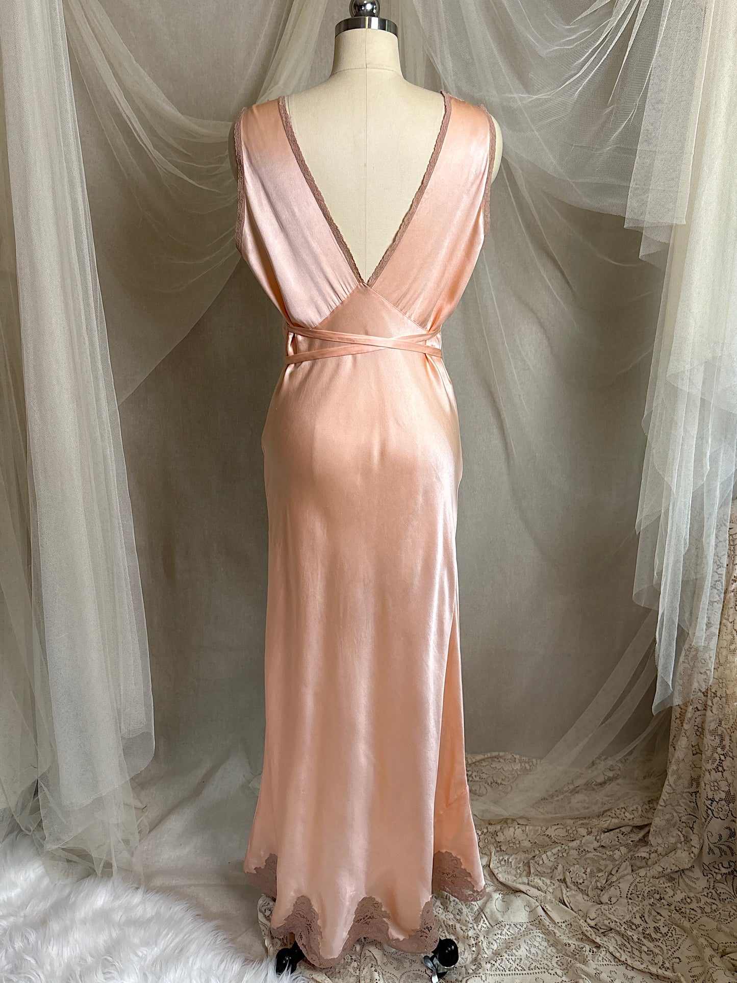 Vintage 1930's Nightgown - Rich Rose Pink Silk Satin with Warm Nude Lace Appliqués | M, LG