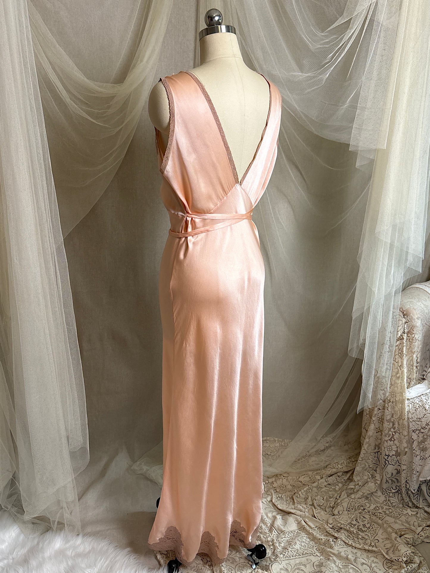 Vintage 1930's Nightgown - Rich Rose Pink Silk Satin with Warm Nude Lace Appliqués | M, LG