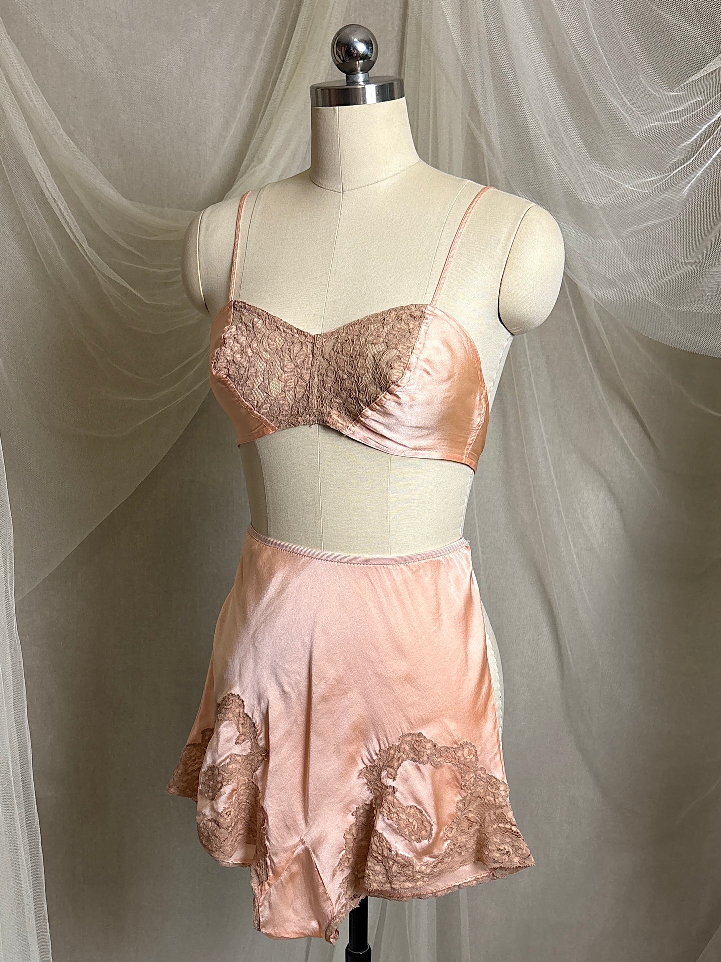 Vintage 1930's Bralette & Tap Pants Dance Set - Rich Peach Silk Satin with Warm Taupe Lace  | S
