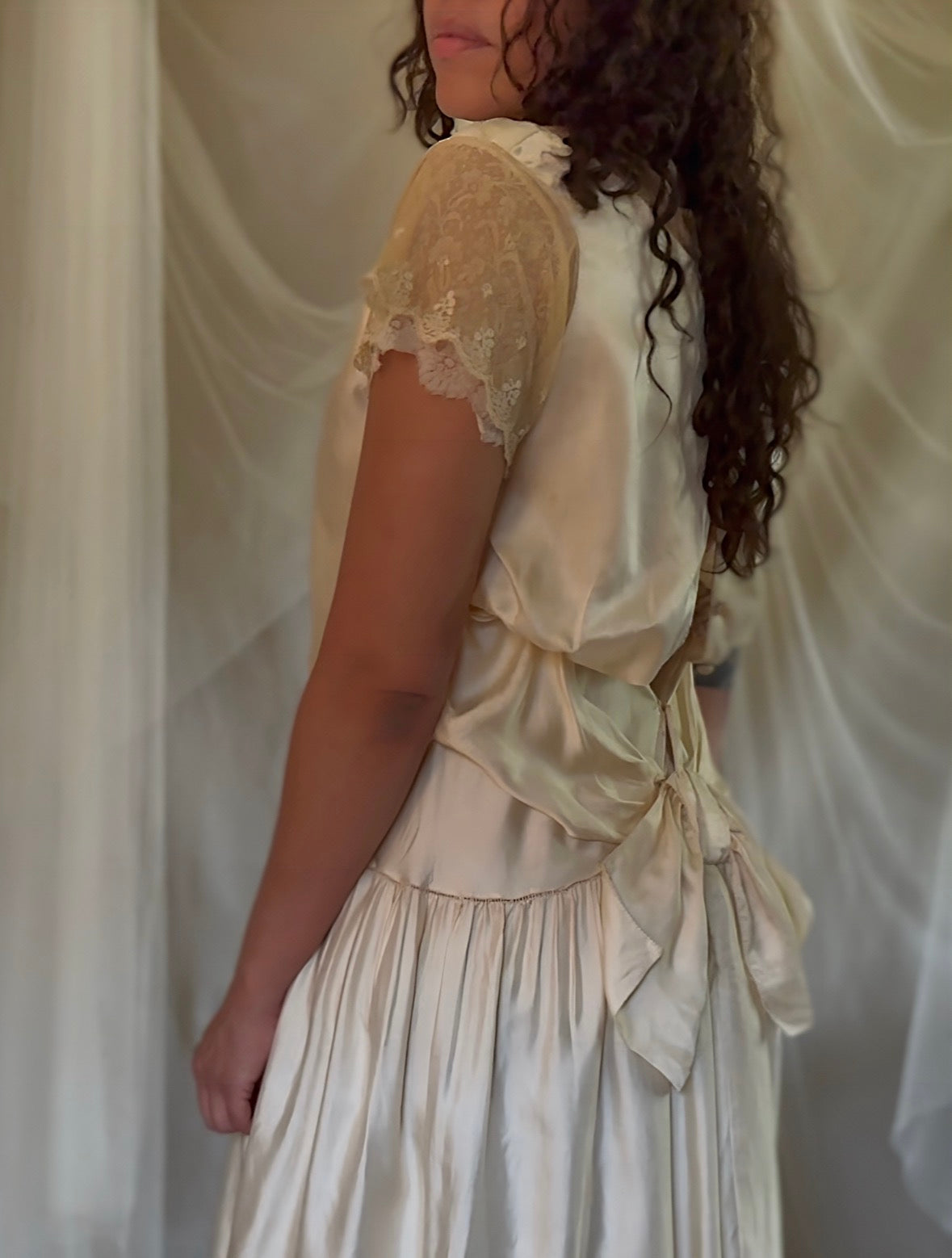 Antique 1920's Bridal Gown - Ivory Silk Satin with Cotton Tulle Lining & Ruffled Lace by Lyman's of Rochester | M