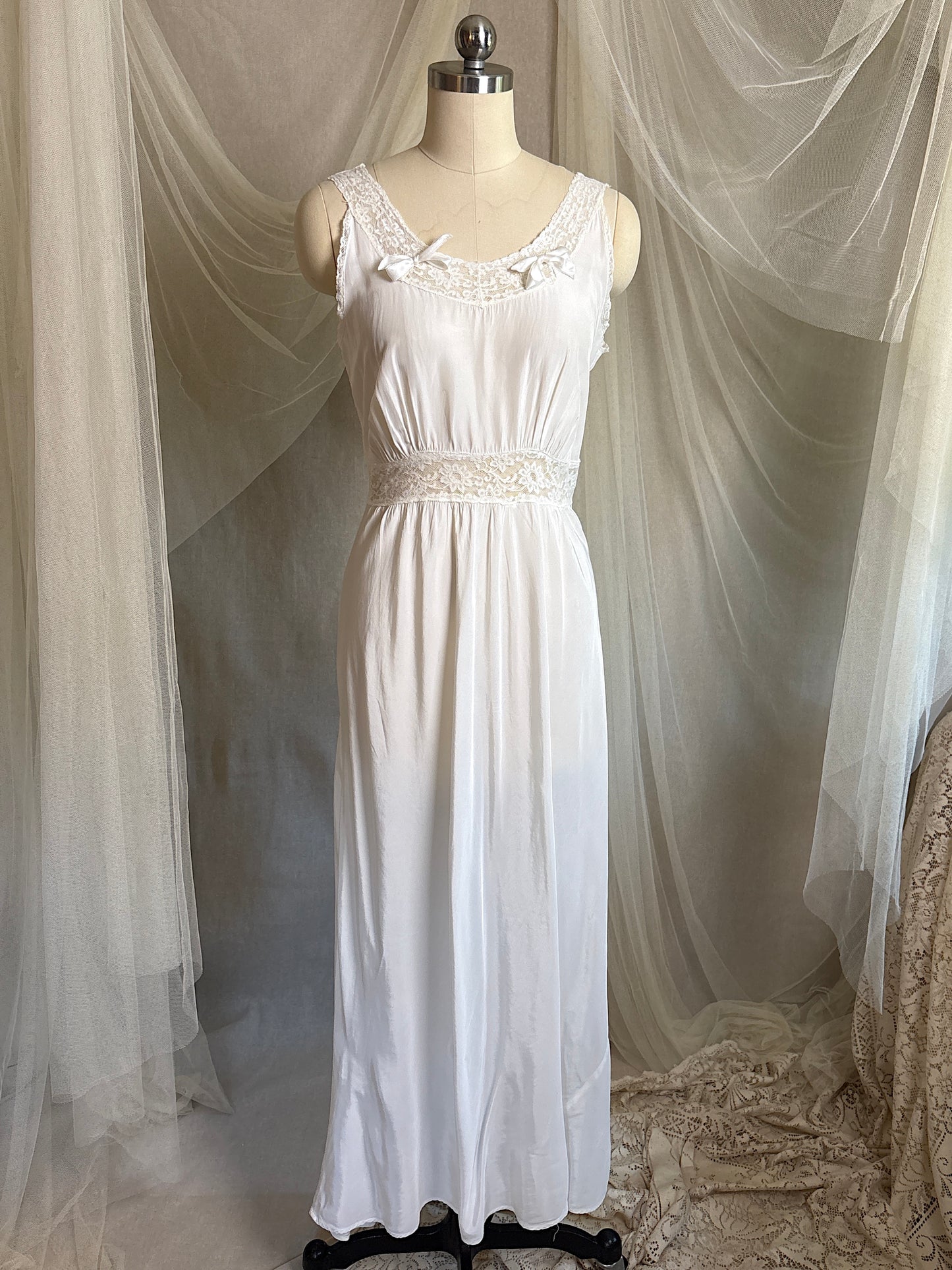 Vintage 1940's Nightgown & Peignoir Set - White Rayon with Cotton Lace by Lady Doretta | XS, S