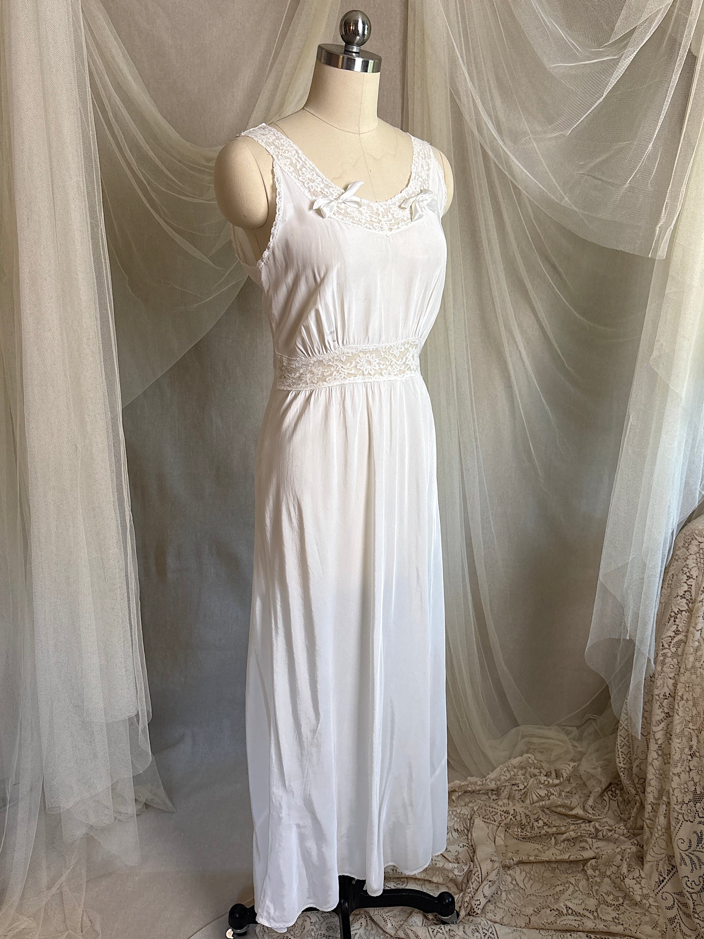 Vintage 1940's Nightgown & Peignoir Set - White Rayon with Cotton Lace by Lady Doretta | XS, S
