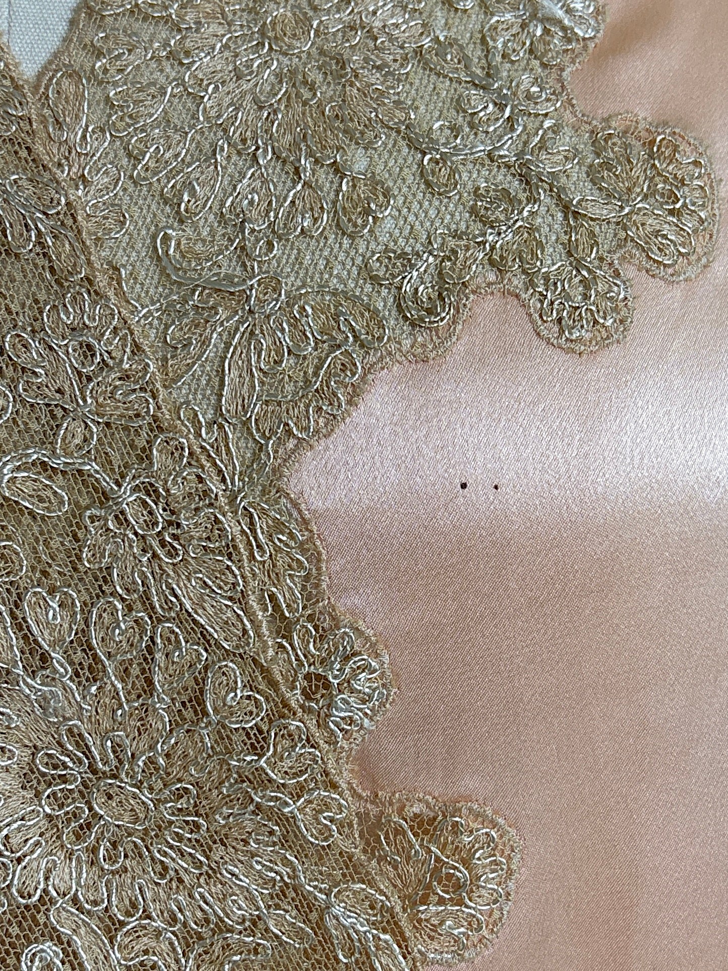 Antique 1920's Dressing Gown - Light Rose Pink Silk Satin with Gold Alençon Lace | S, M