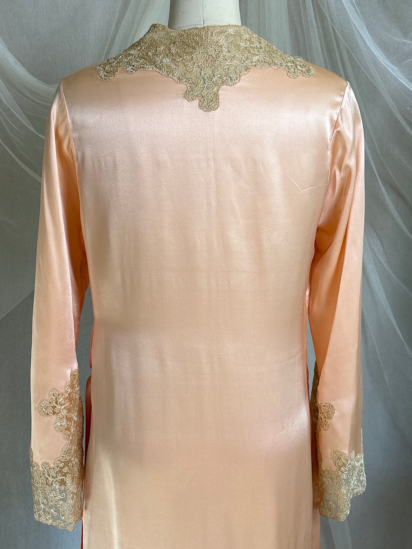 Antique 1920's Dressing Gown - Light Rose Pink Silk Satin with Gold Alençon Lace | S, M