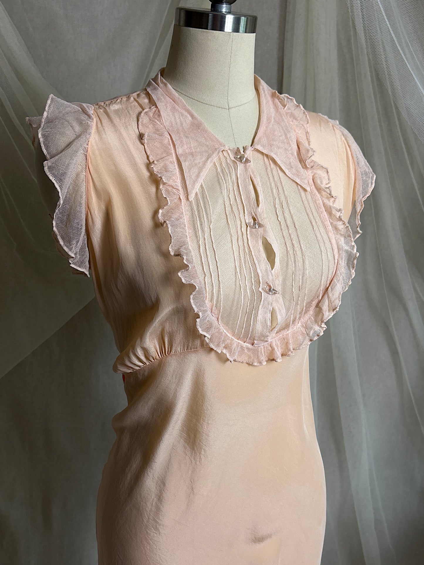 Vintage 1930's Nightgown - Palest Peach Silk Crepe with Ruffled Cotton Tulle | M, LG