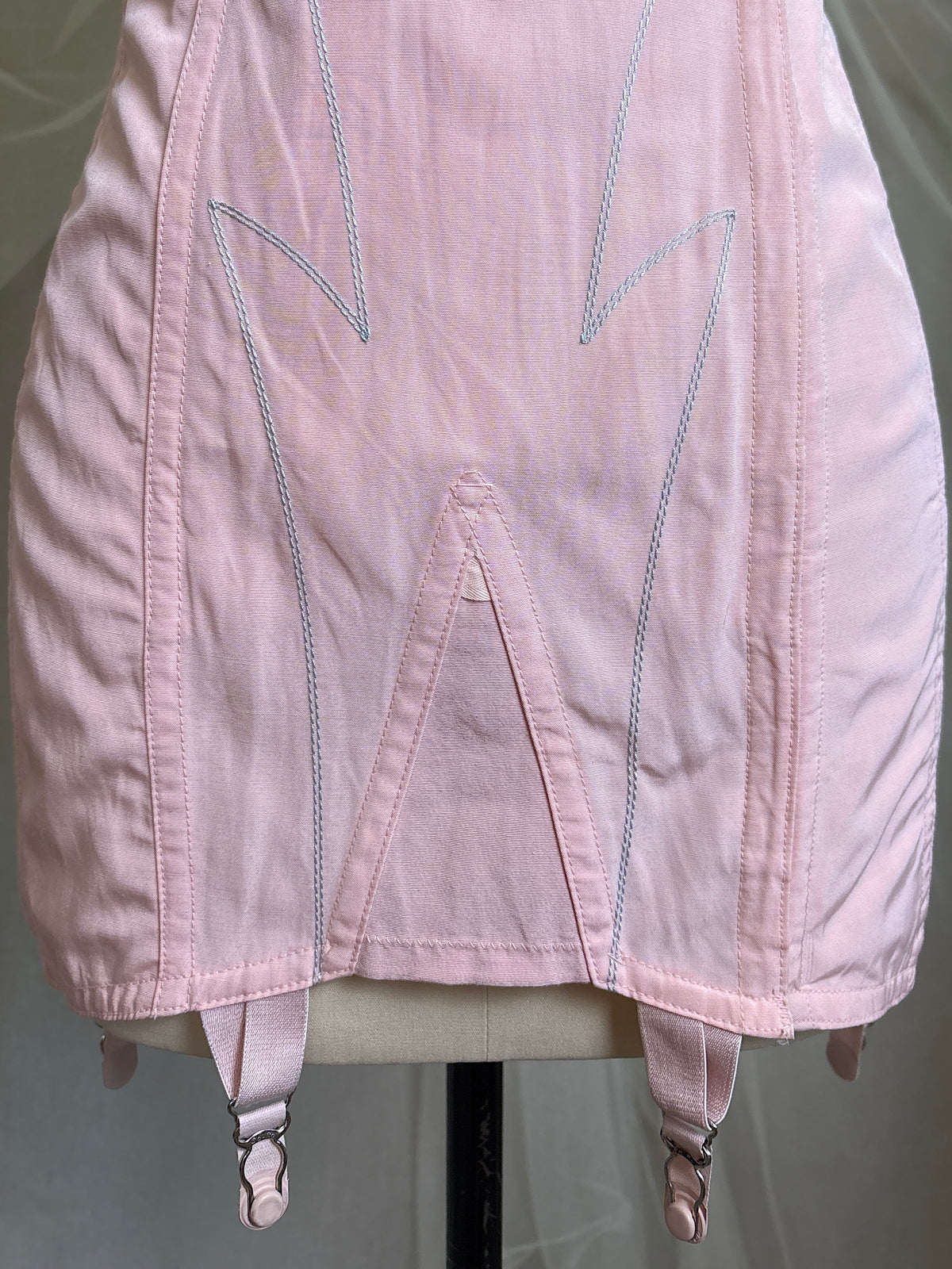Vintage 1940's - 1950's Girdle - Tea Rose Pink Rayon with Sky Blue Embroidery by Nemo | 27, XS