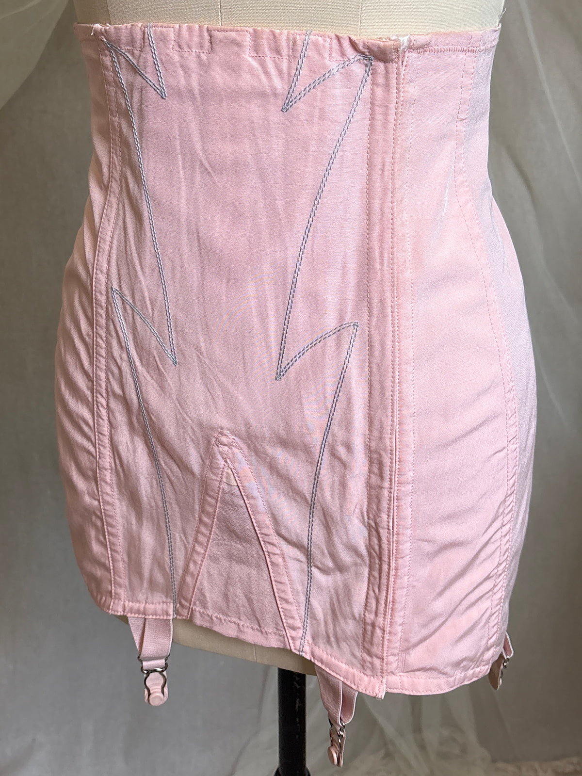 Vintage 1940's - 1950's Girdle - Tea Rose Pink Rayon with Sky Blue Embroidery by Nemo | 27, XS