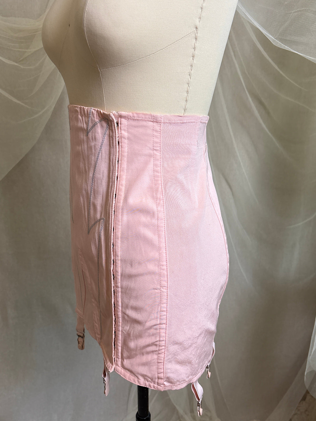 Vintage 1940's - 1950's Girdle - Tea Rose Pink Rayon with Sky Blue Embroidery by Nemo | 27, XS