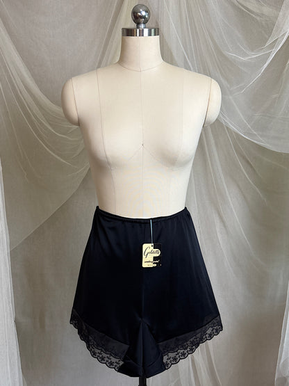 Vintage 1950's Tap Pants - Silky Black Nylon with Eyelet Chiffon Hem by Goldette - New with Tags | XS, S
