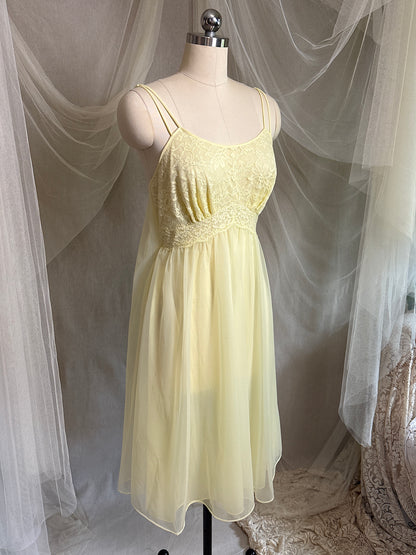 Vintage 1960's Babydoll Nightgown - Light Primrose Yellow Nylon Chiffon with Lace by Vanity Fair | S, M