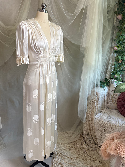 Vintage 1940's Dressing Gown - Pearl White Crepe-Back Rayon Satin with Geo Matte Print | S, M