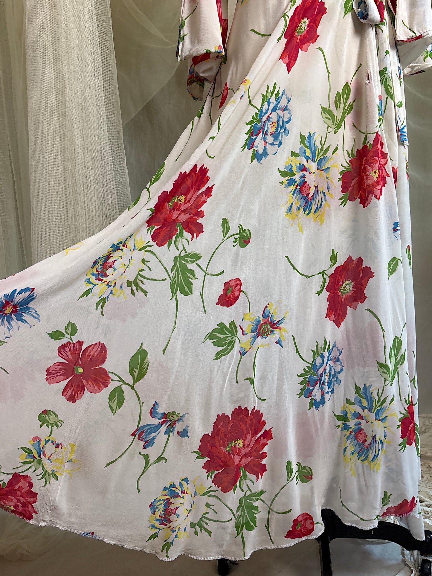 Vintage 1930's - 1940's Robe - Semi Sheer White Rayon Crepe with Bold Floral Print & Kimono Style Sleeves | XS, S, M