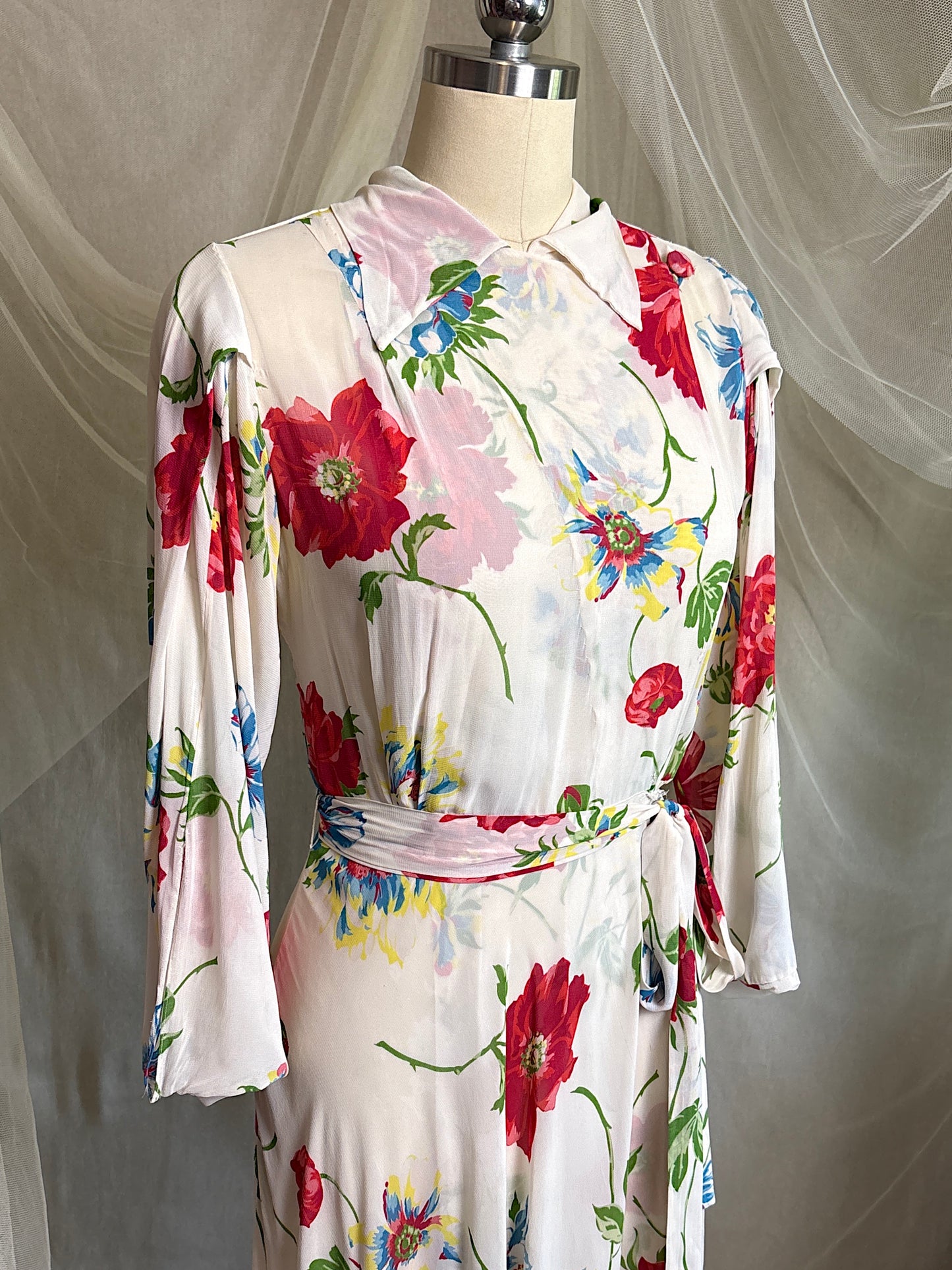 Vintage 1930's - 1940's Robe - Semi Sheer White Rayon Crepe with Bold Floral Print & Kimono Style Sleeves | XS, S, M