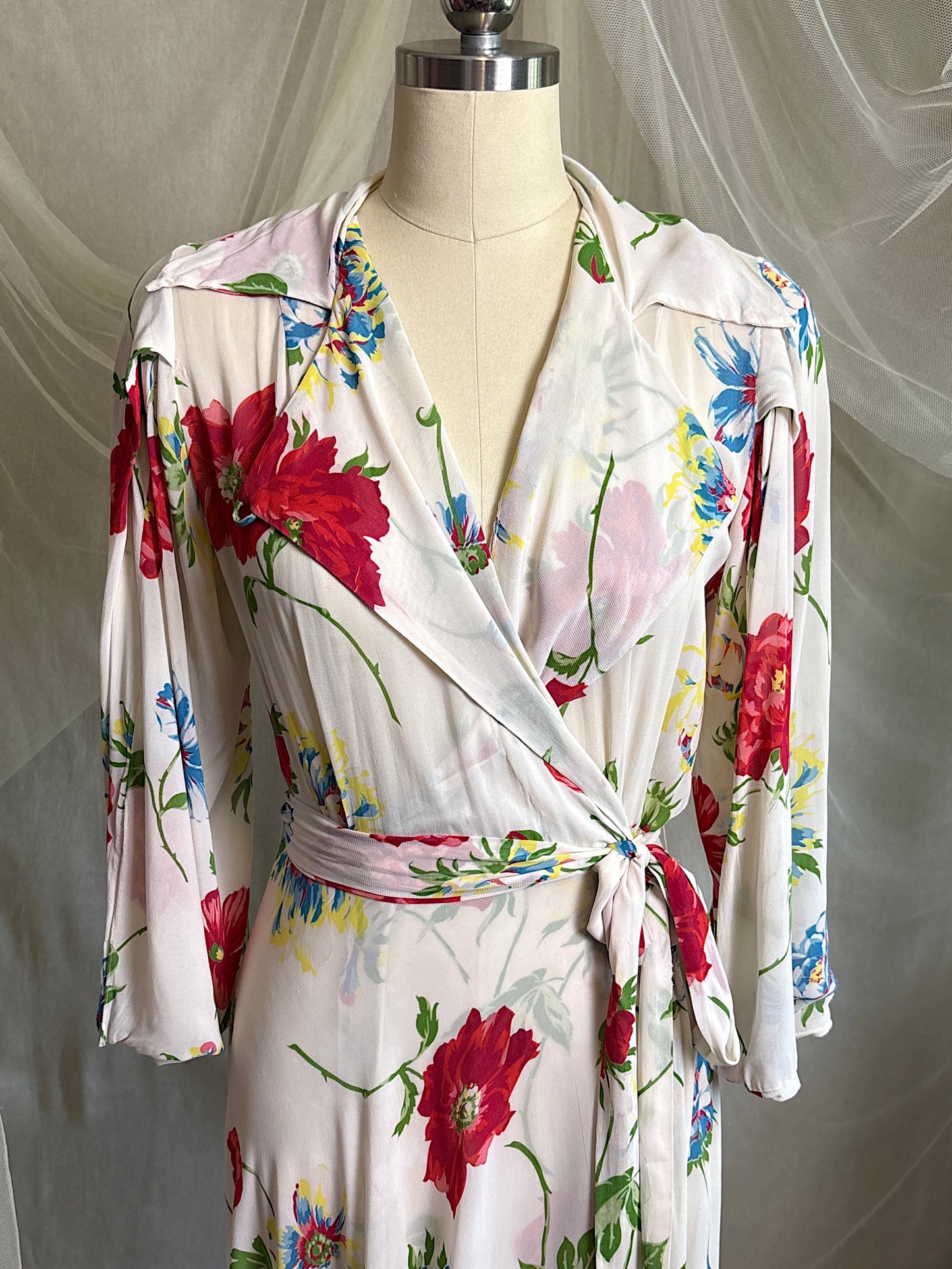 Vintage 1930's - 1940's Robe - Semi Sheer White Rayon Crepe with Bold Floral Print & Kimono Style Sleeves | XS, S, M