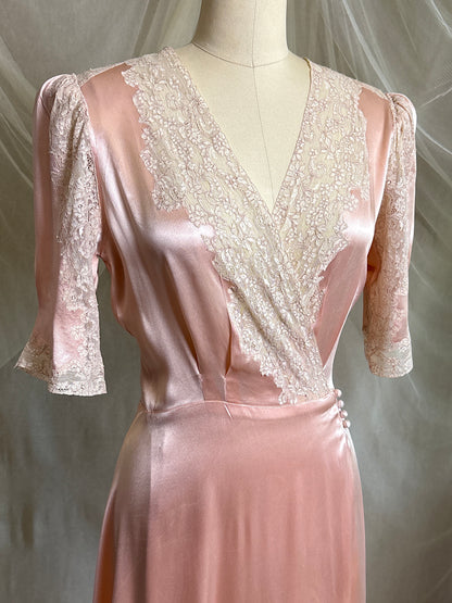 Vintage 1940's Dressing Gown - Dusty Rose Pink Crepe-Back Satin with Keyhole Back | S, M