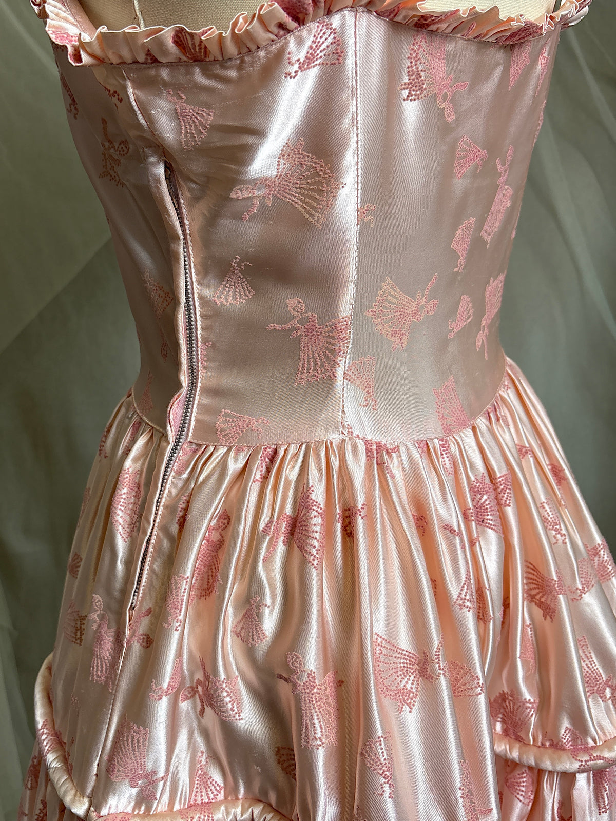 Vintage 1940's - 1950's Evening Gown - Ballet Pink Rayon Satin with Blush Velvet Flamenco Print | XS