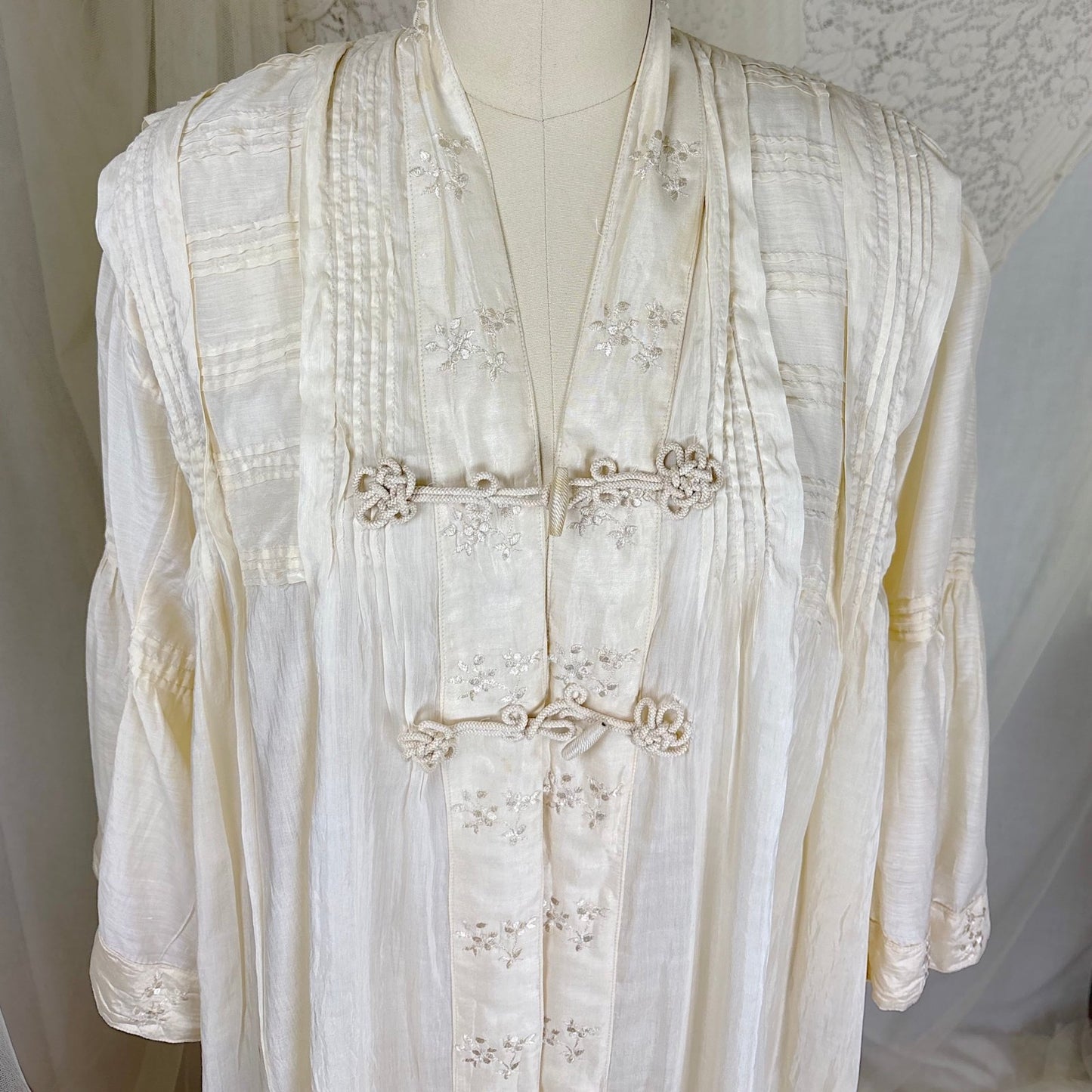 Antique 1900's 1910's Edwardian Robe - Semi Sheer White Silk with Pintuck Detail & Bell Sleeves - Daggers & Dames