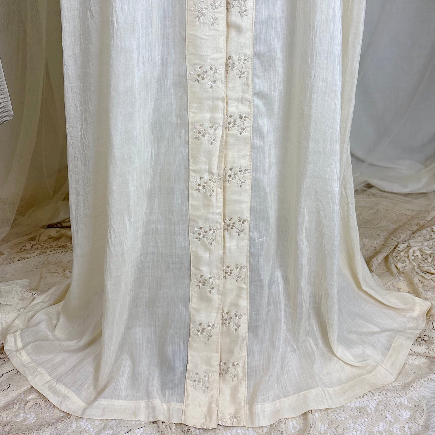 Antique 1900's 1910's Edwardian Robe - Semi Sheer White Silk with Pintuck Detail & Bell Sleeves - Daggers & Dames
