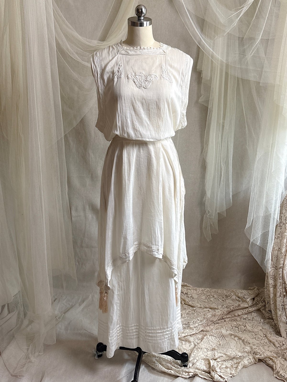 Antique 1910's - 1920's Dress - Soft White Natural Pongee Silk with Moth Embroidery & Tablier Overskirt | XXS, XS - Daggers & Dames