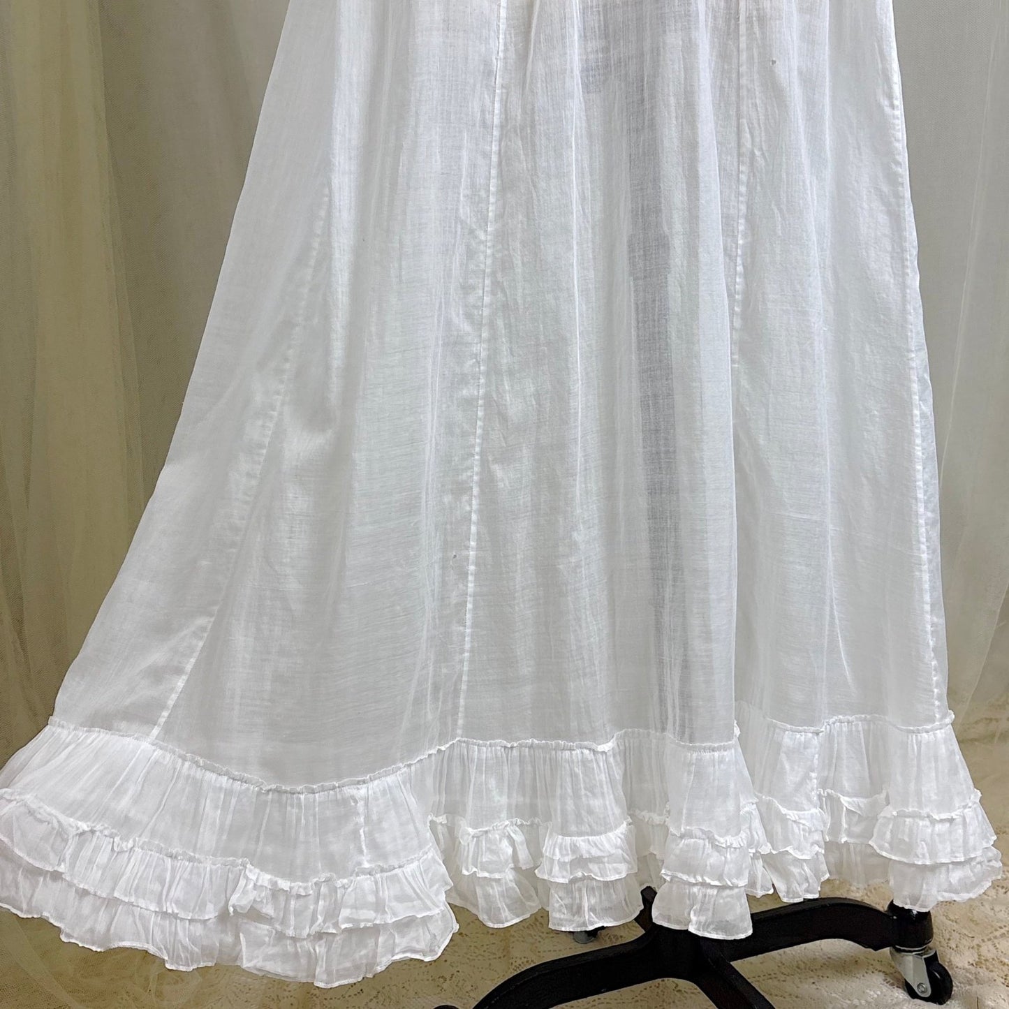 Antique 1910's Edwardian Semi - Sheer White Cotton Lawn Petticoat with Triple Layer Ruffled Hem, size XXS - Daggers & Dames