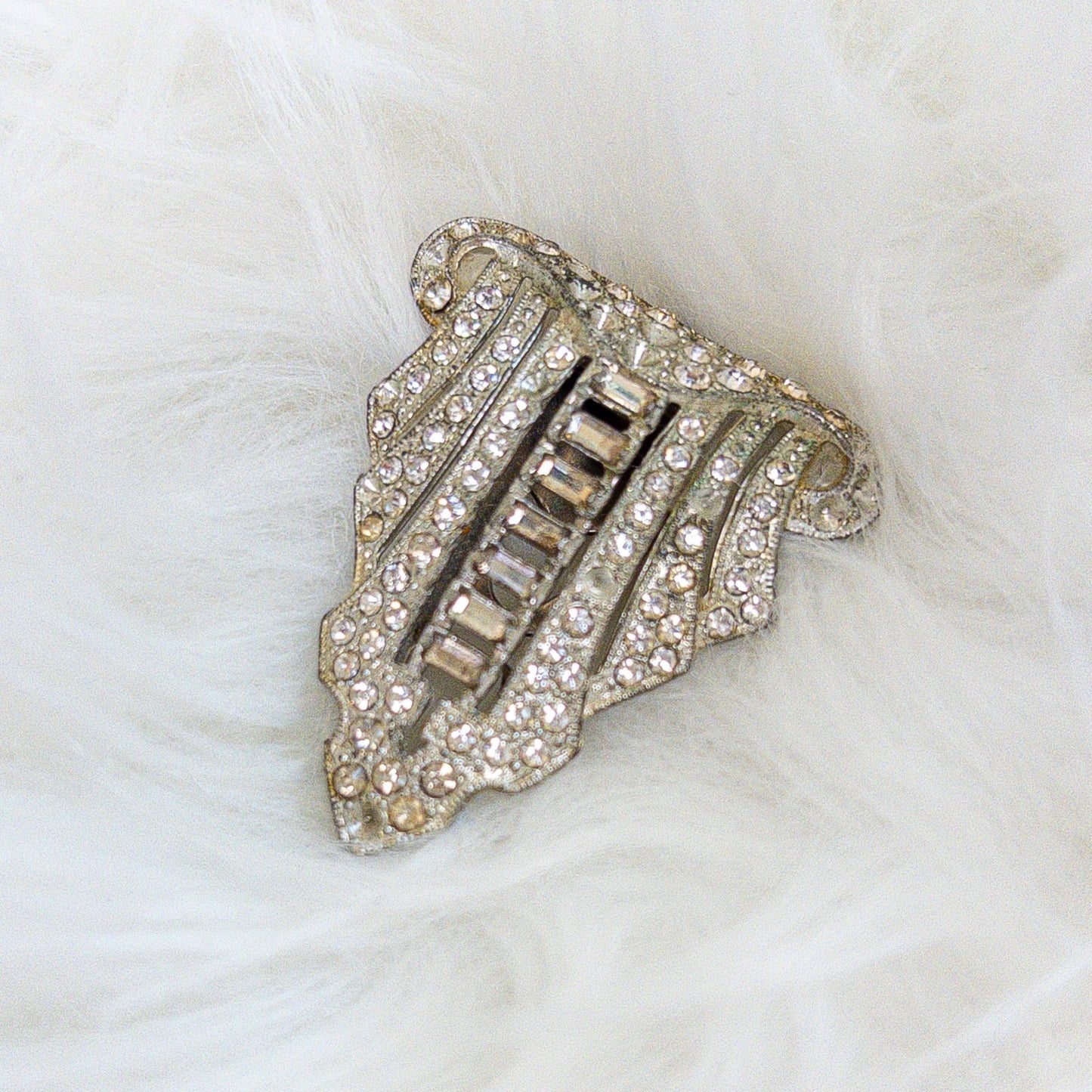 Antique 1920s Canton de Manila Piano Shawl & Art Deco Clasp - Pale Peach Silk with Ivory Floral & Heart Embroidery - Daggers & Dames