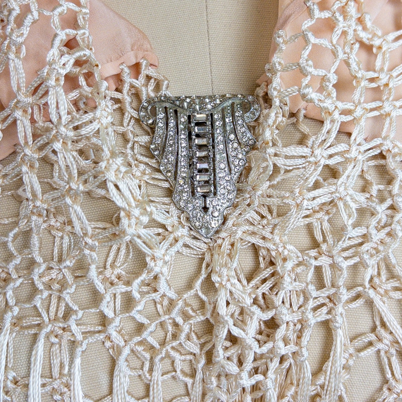 Antique 1920s Canton de Manila Piano Shawl & Art Deco Clasp - Pale Peach Silk with Ivory Floral & Heart Embroidery - Daggers & Dames