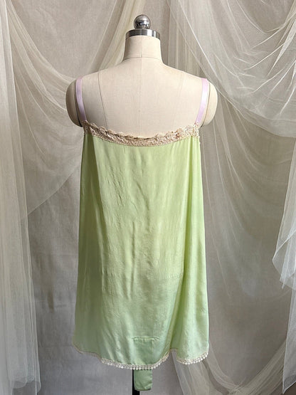 Antique 1920's Chemise - Pistachio Green Silk with Warm Nude Embroidered Lace | M, LG - Daggers & Dames