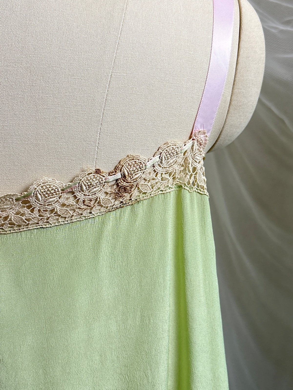 Antique 1920's Chemise - Pistachio Green Silk with Warm Nude Embroidered Lace | M, LG - Daggers & Dames