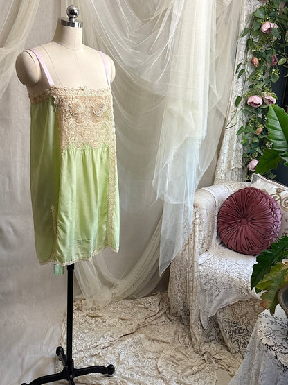 Antique 1920's Chemise - Pistachio Green Silk with Warm Nude Embroidered Lace | M, LG - Daggers & Dames