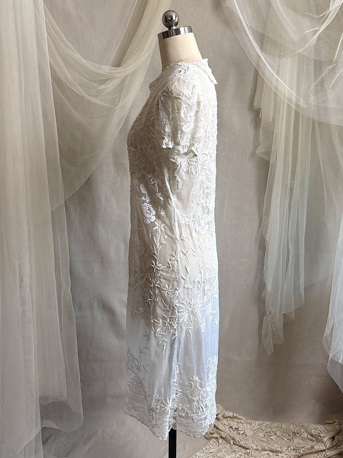 Antique 1920's Dress - Semi - Sheer White Cotton Lawn with Elaborate Mixed Lace & Embroidery | XS, S - Daggers & Dames