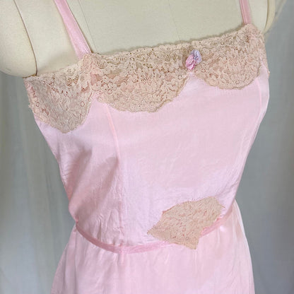 Antique 1920's Pale Pink Silk Chemise with Ecru Cotton Lace, size XS, S - Daggers & Dames