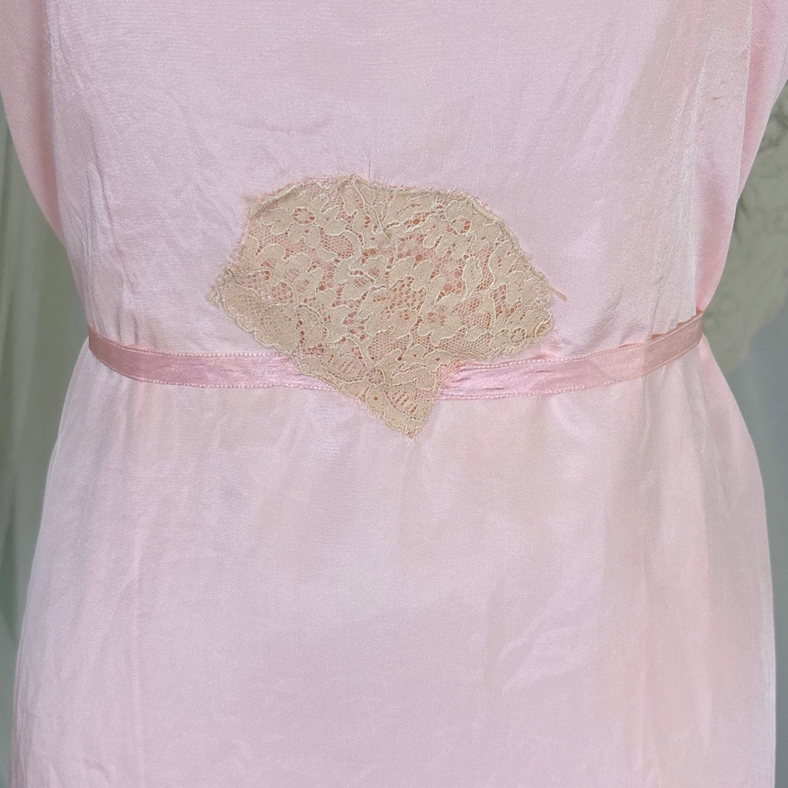 Antique 1920's Pale Pink Silk Chemise with Ecru Cotton Lace, size XS, S - Daggers & Dames
