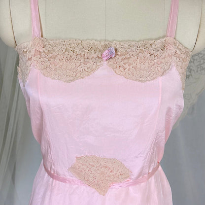 Antique 1920's Pale Pink Silk Chemise with Ecru Cotton Lace, size XS, S - Daggers & Dames