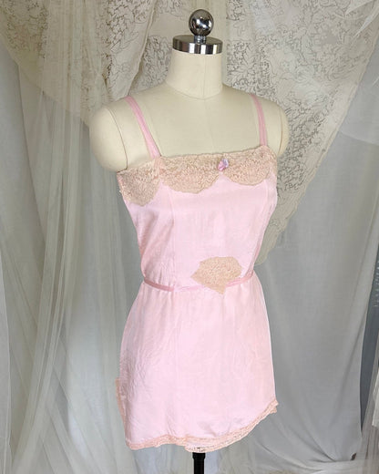 Antique 1920's Pale Pink Silk Chemise with Ecru Cotton Lace, size XS, S - Daggers & Dames