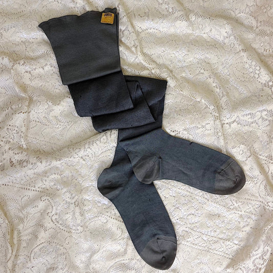 Antique 1920's Thrashed Titanium Blue - Gray Silk Stockings size 10, New with Original Tag - Daggers & Dames