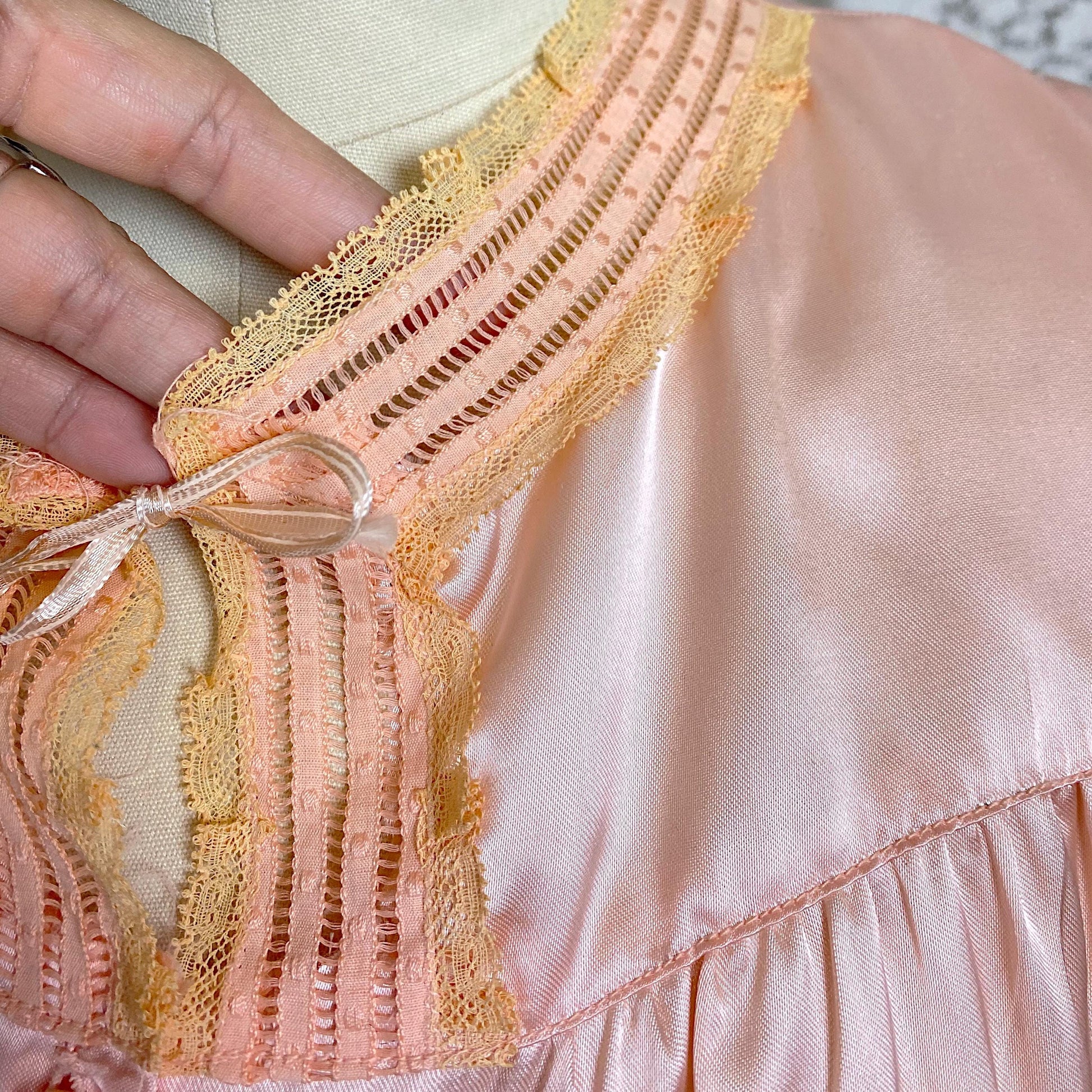 Vintage 1940's Pajama Set | Rosy Pink Rayon Satin with Ruffled Lace & Satin Damask Collar | Size XS, S | Little Miss Dixie - Never Worn