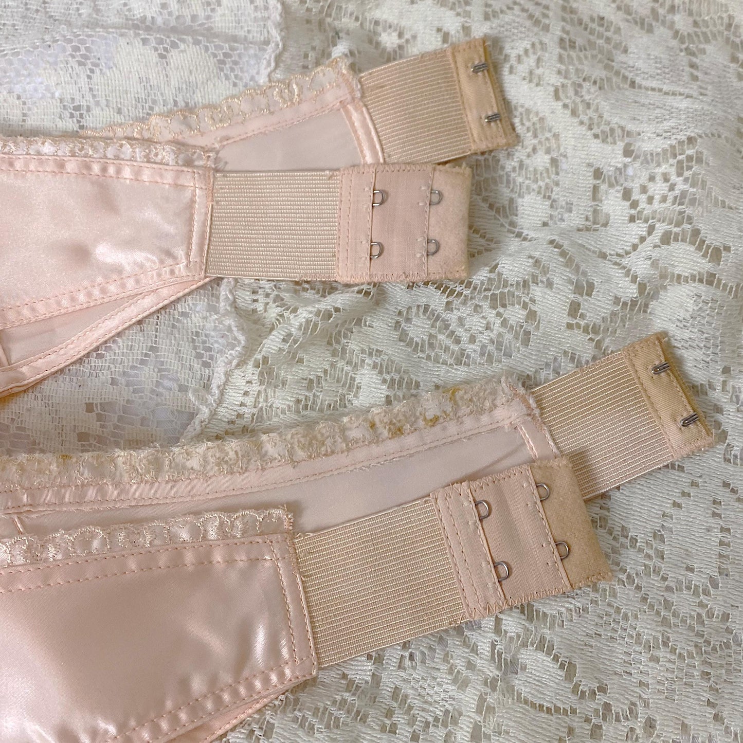 Vintage 1940's - 1950's Cathedral Bra | Peachy Pink Rayon Acetate Satin with Embroidered Scalloped Trim | Size XS | Stardust New with Tags