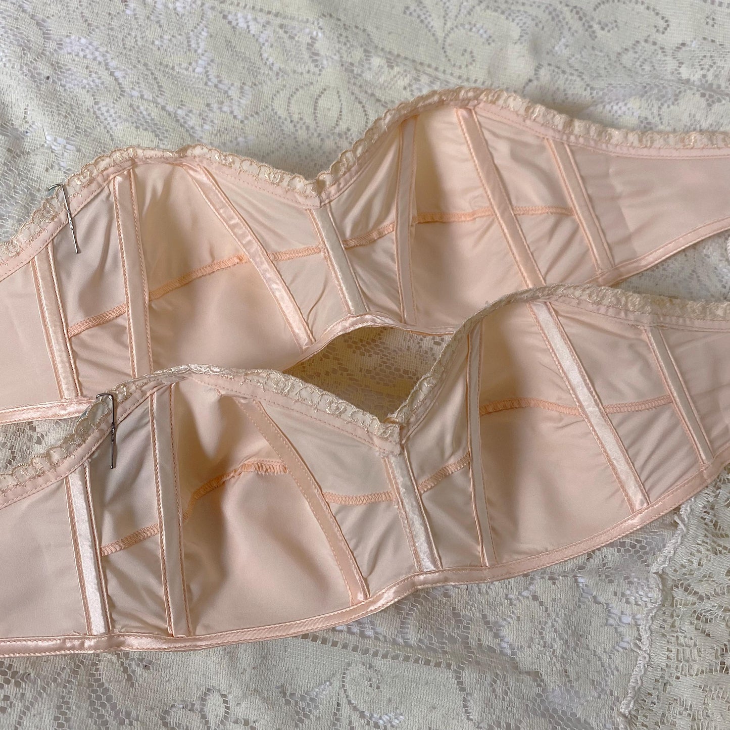 Vintage 1940's - 1950's Cathedral Bra | Peachy Pink Rayon Acetate Satin with Embroidered Scalloped Trim | Size XS | Stardust New with Tags